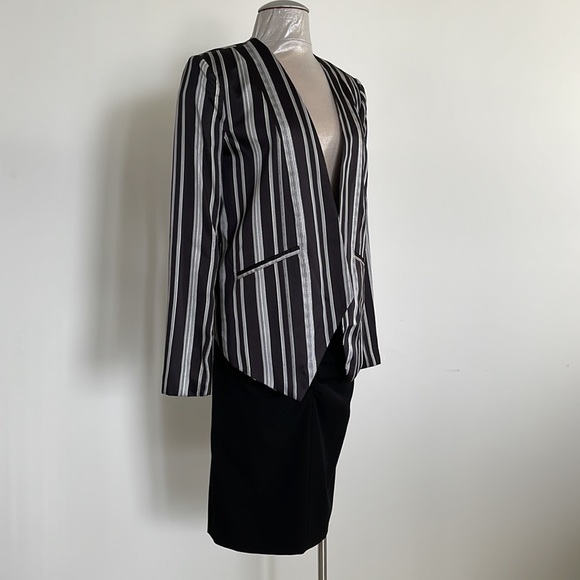 NWT! BCBG size 6 jacket Black/White stripe satin - Picture 3 of 9
